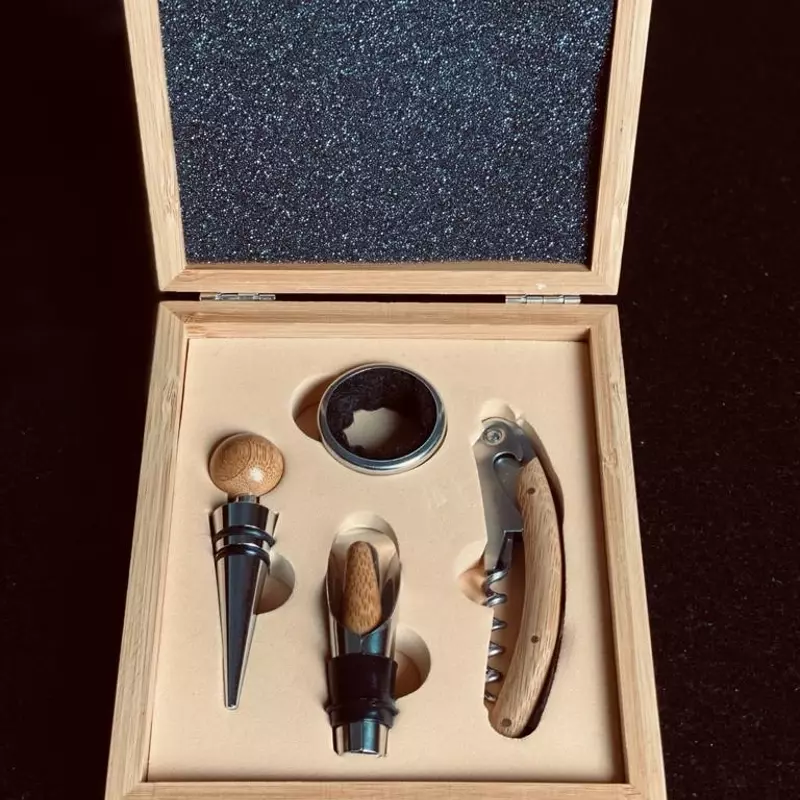 Personalised Wine Sommelier Set Kit Prim & Props